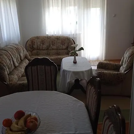 Neven Apartman