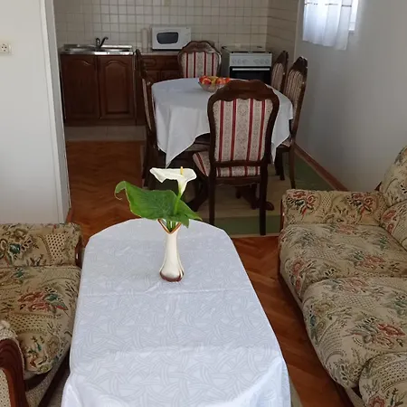 Apartment Neven