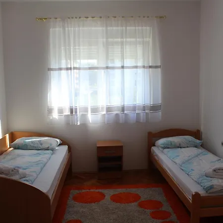 Neven Apartman